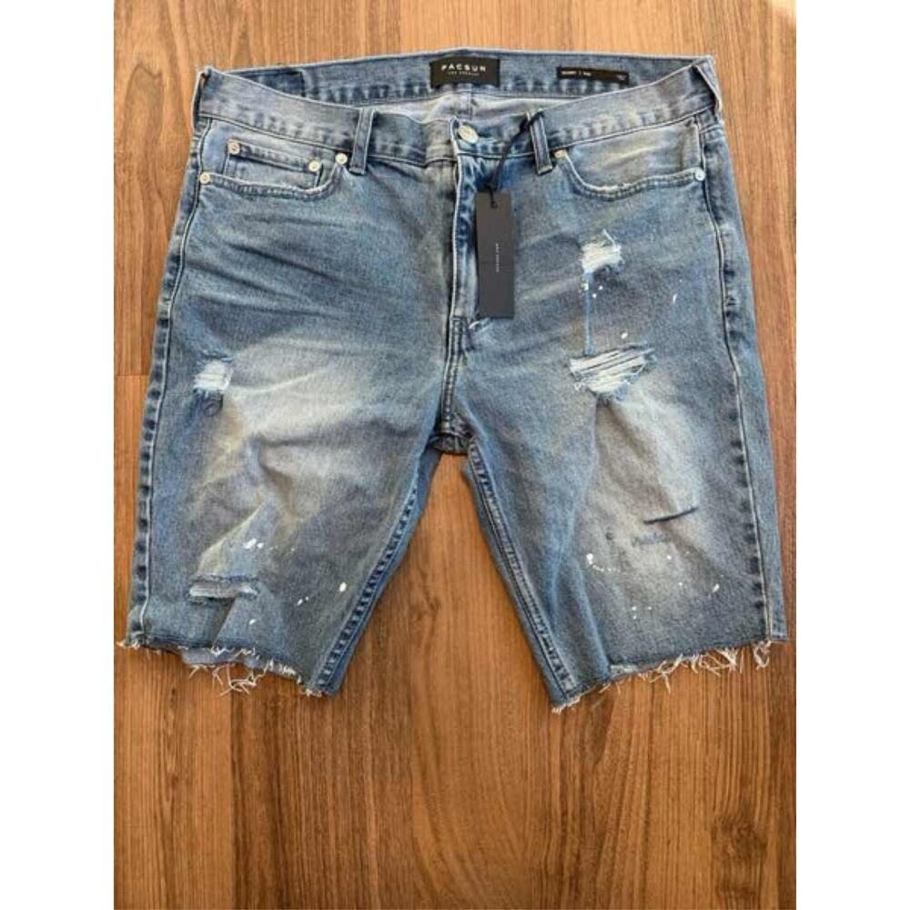 PacSun Men's Distressed Denim Shorts Straight Fit Jean Size 33 90’s